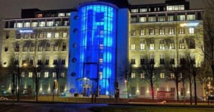 Europaljus - Byggnaden där hotellet ligger